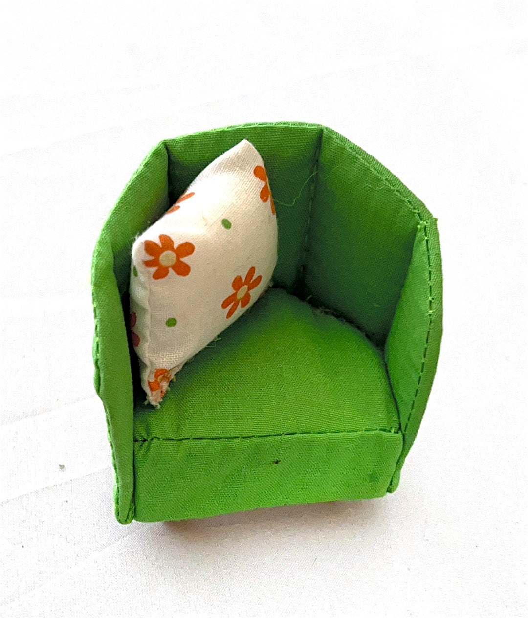 Lundby Chairs, Green Lounge Chair (pillow included)