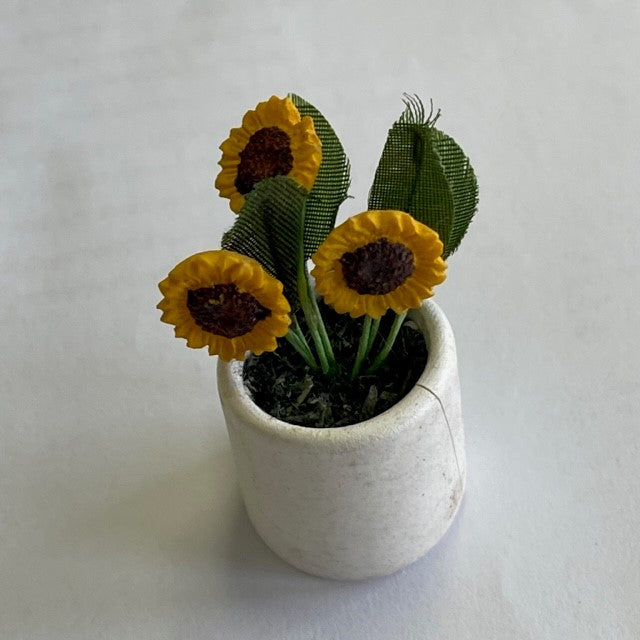 Lundby Dolls House - Sunflowers in Pot