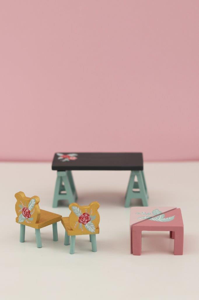 Lundby Dolls House - DIY Table and Chairs Set